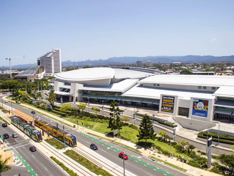 Synergy Broadbeach - Official Aparthotel Gold Coast Exterior photo